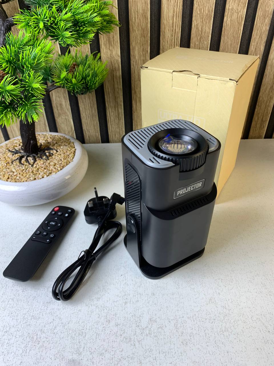 Projecteur Portable HY320 Full HD – Android 11, WiFi 6 et Bluetooth 5.0