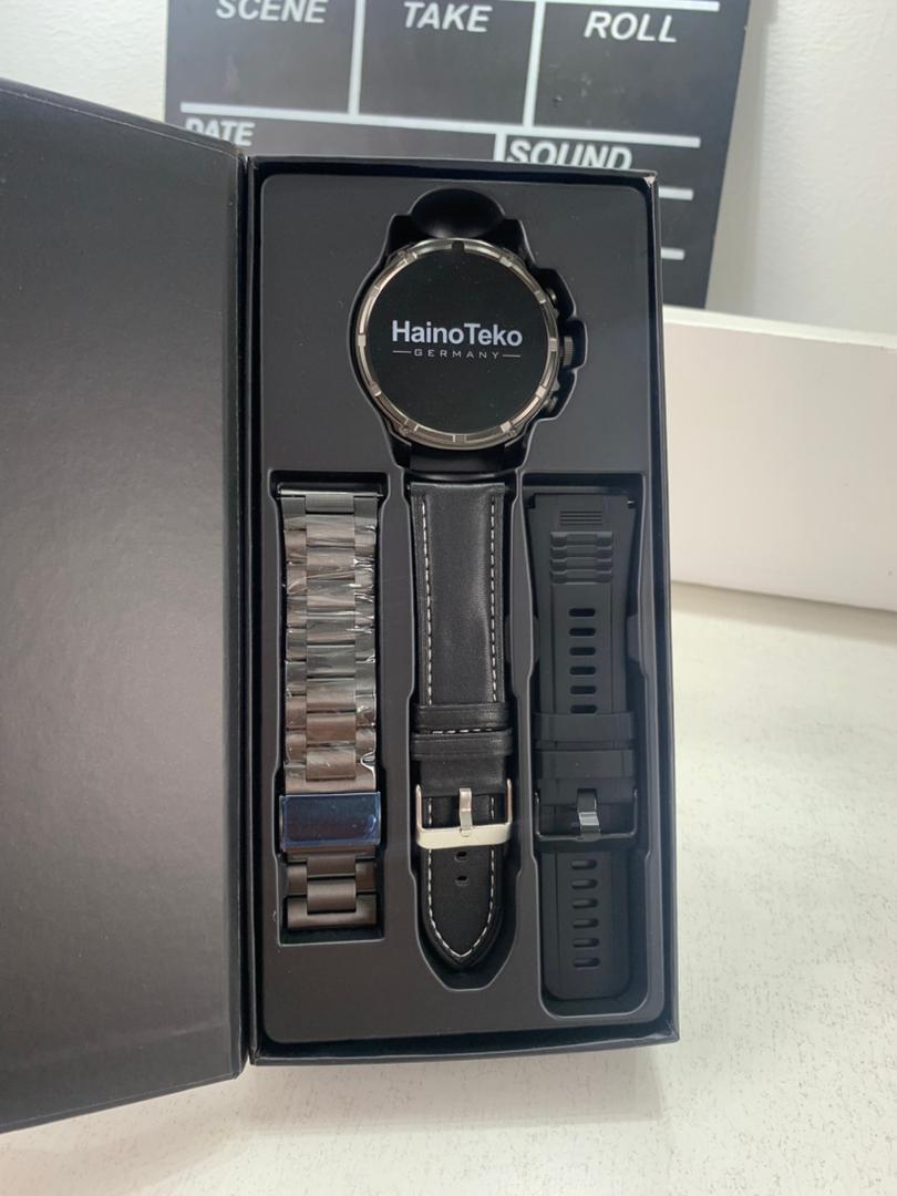 Montre Connectée Haino Teko RW-60 Max avec Lampe Torche et 3 Bracelets
